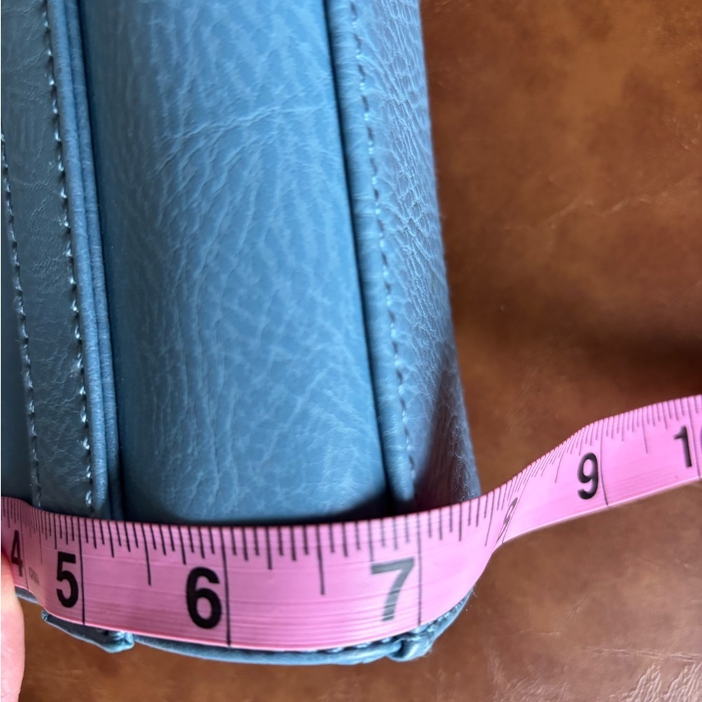 Matt & Nat Light Blue Vegan Leather Clutch Purse Minimalist Eco-conscious - Picture 8 of 8